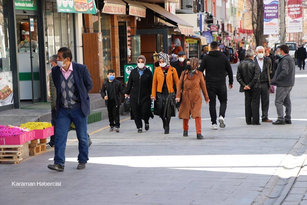 Niğde ve Kayseri Sokaklarında Cumartesi Hareketliliği 4