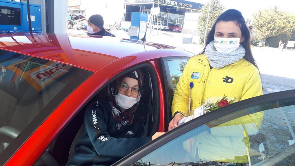 Çavaş Petrollerinde 8 Mart Geleneği Devam Ediyor 10