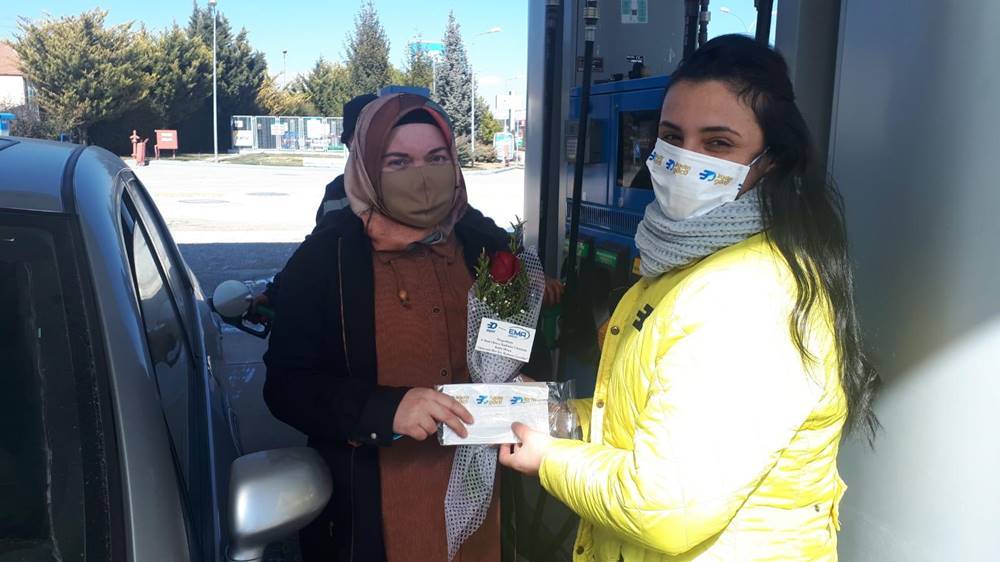 Çavaş Petrollerinde 8 Mart Geleneği Devam Ediyor 6