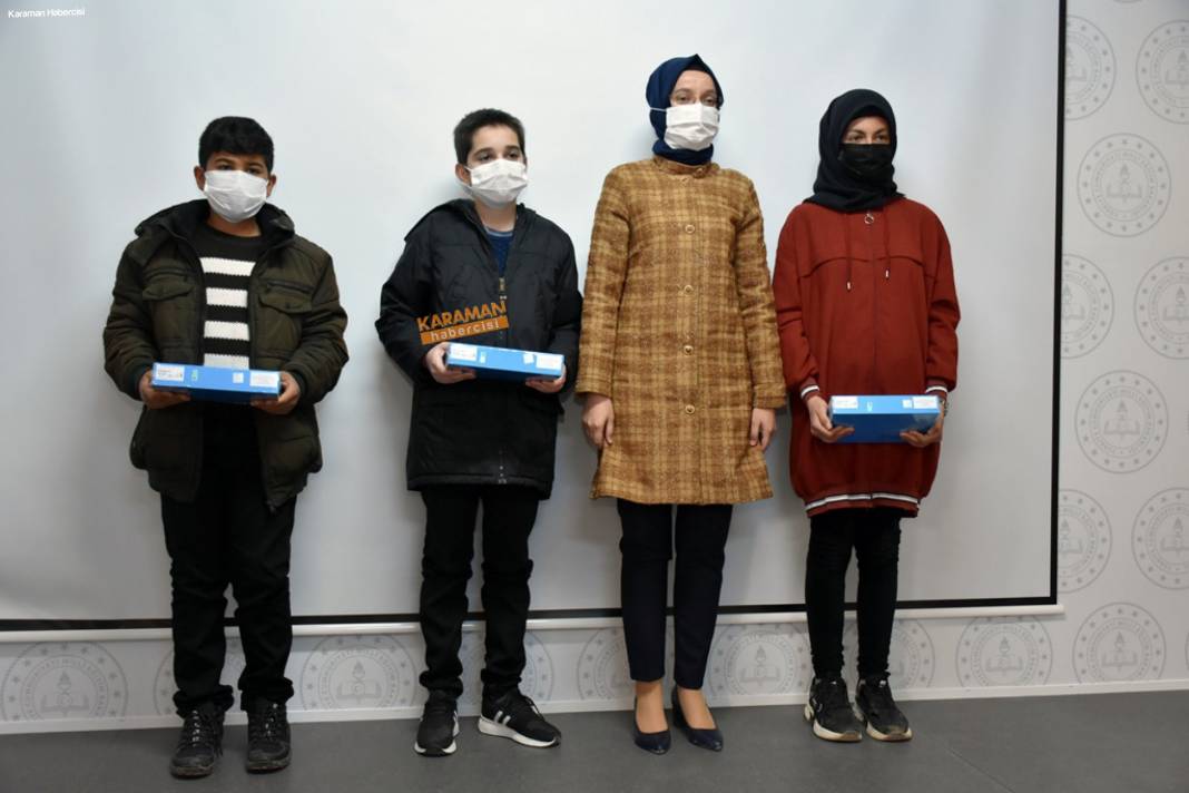 Vali Işık, Kâzımkarabekir Ortaokulunda Açılış Gerçekleştirdi 9