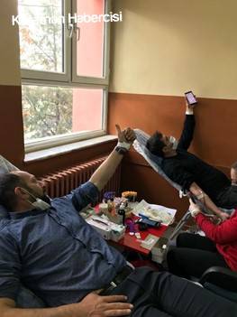 Yunuskent Mehmet Akif Ersoy Anadolu Lisesi’nde Kan Bağış Rekoru 12