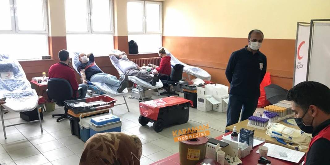Yunuskent Mehmet Akif Ersoy Anadolu Lisesi’nde Kan Bağış Rekoru 16