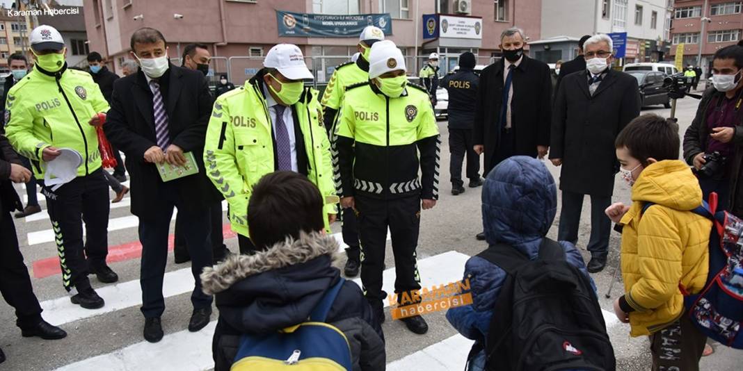 Karaman'da "Yaya Önceliği Kırmızı Çizgimizdir" Etkinliği Yapıldı 8