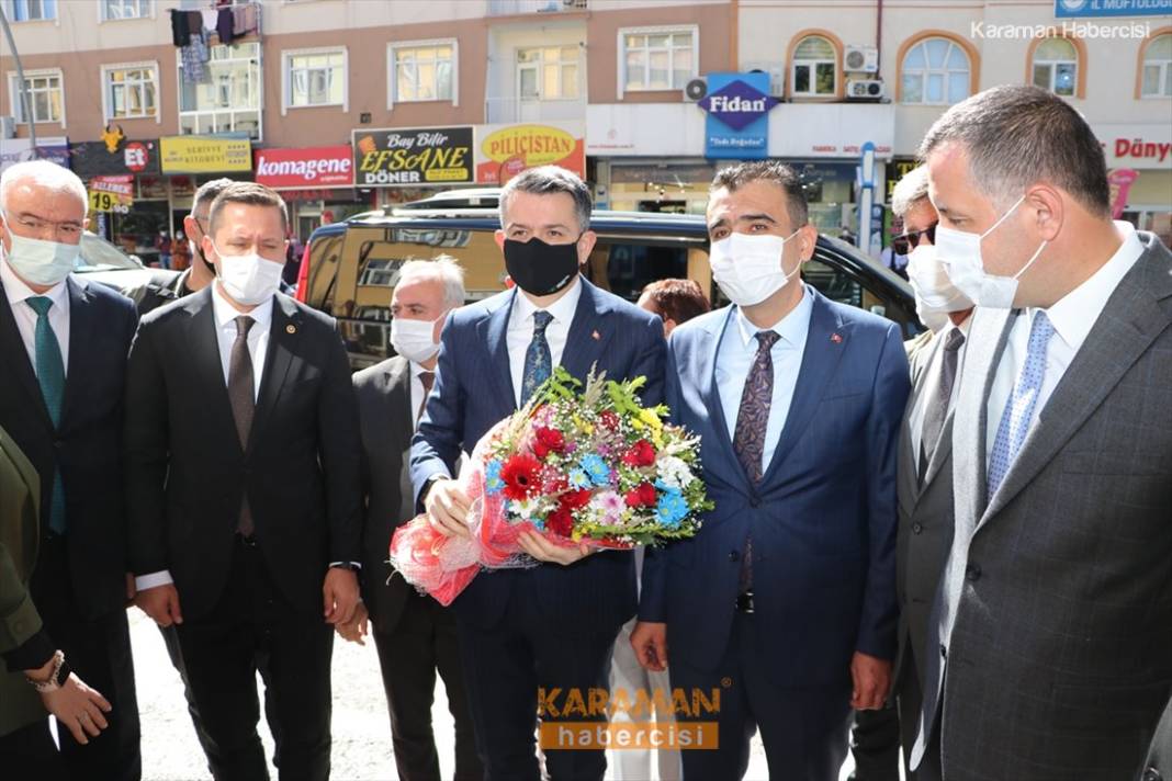 Bakan Pakdemirli Belediye ve MHP Teşkilatını Ziyaret Etti 1