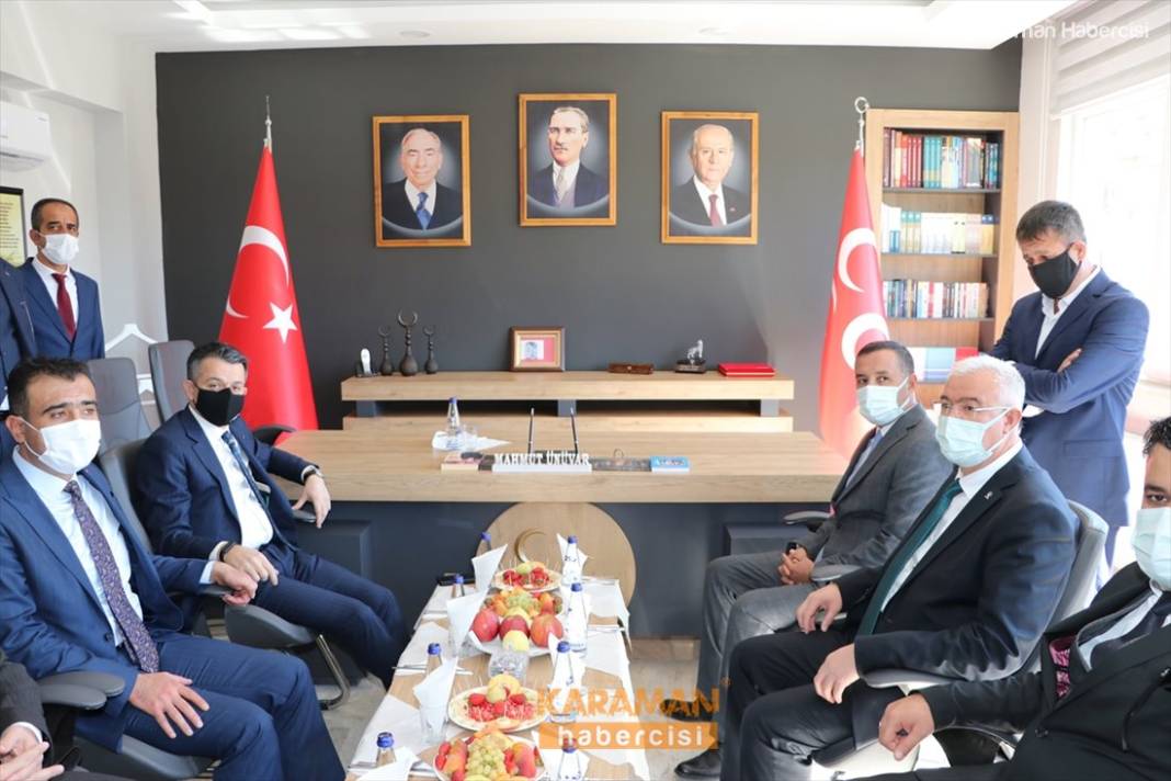 Bakan Pakdemirli Belediye ve MHP Teşkilatını Ziyaret Etti 5