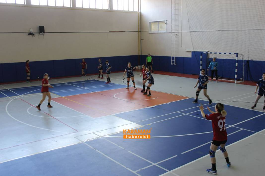 Karaman Kadın Hentbol Müsabakası 2