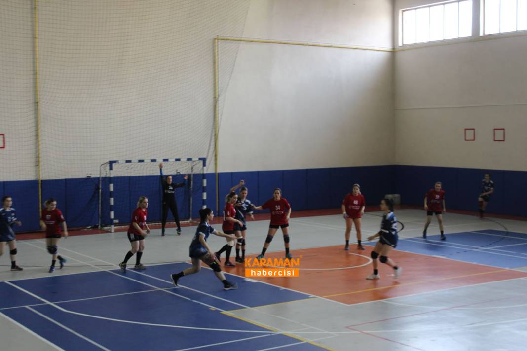 Karaman Kadın Hentbol Müsabakası 7