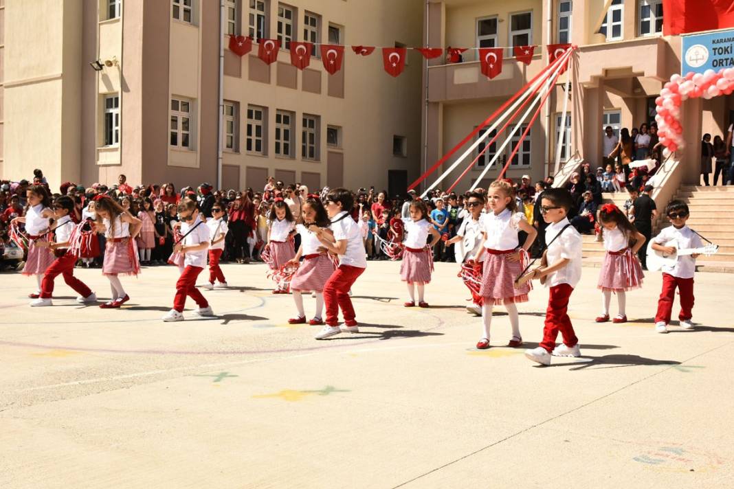 Karaman TOKİ Okulu 23 Nisan Kutlamaları 17
