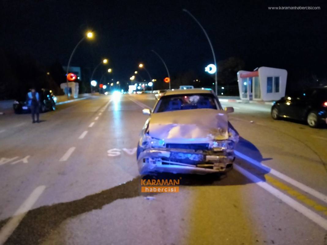 Karaman Valiliği Önünde Trafik Kazası 3