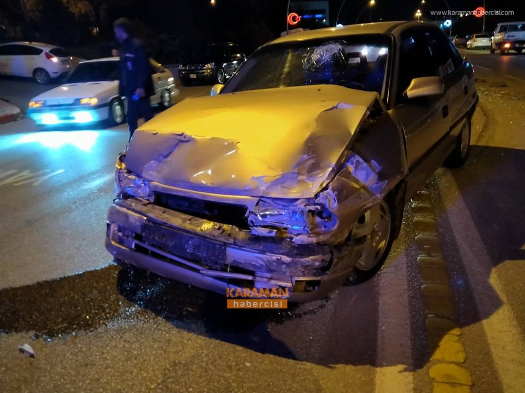 Karaman Valiliği Önünde Trafik Kazası 7