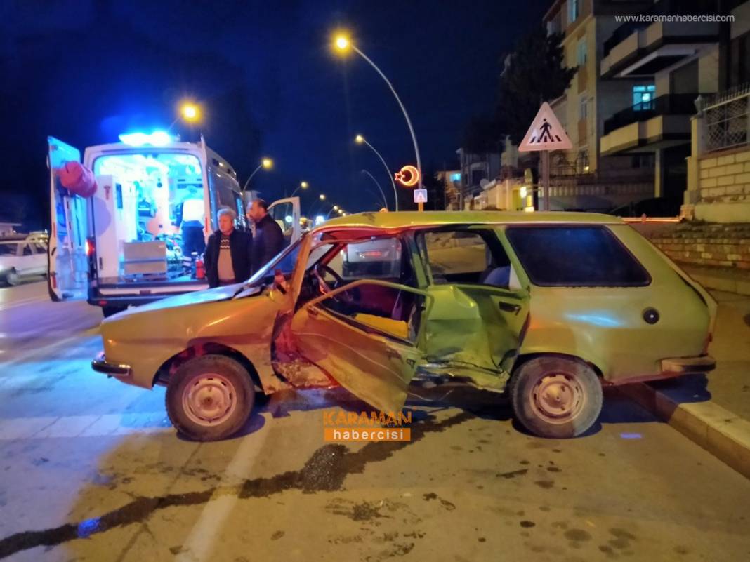 Karaman Valiliği Önünde Trafik Kazası 9