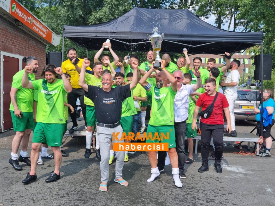 Hollanda Karamanlılar Federasyonu Futbol Turnuvası 10