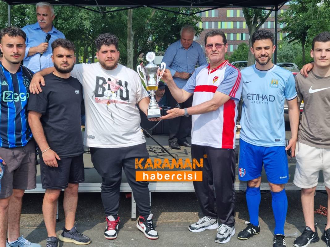 Hollanda Karamanlılar Federasyonu Futbol Turnuvası 8