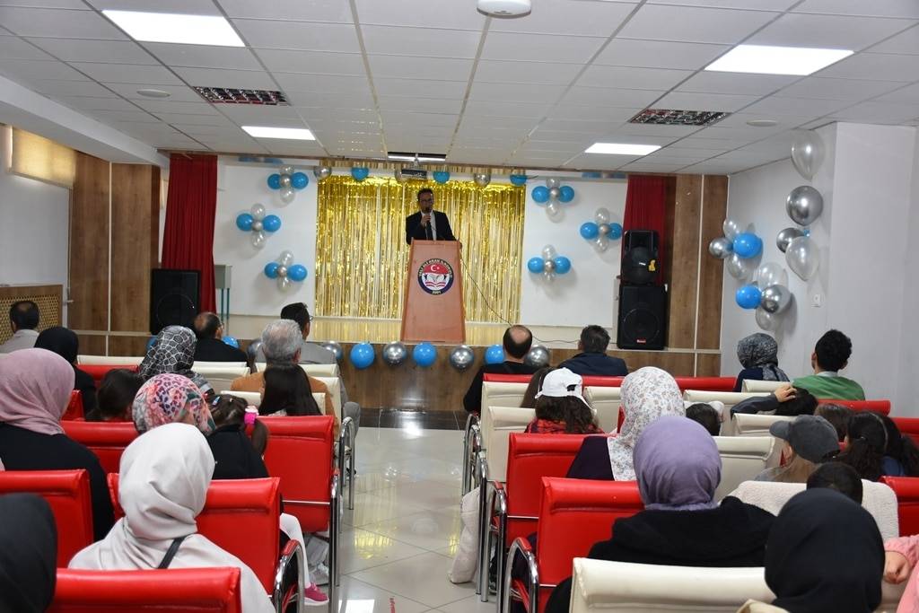 Karaman'da Hafızlık Hazırlık Kursu Öğrencileri Etkinlikte Buluştu 4