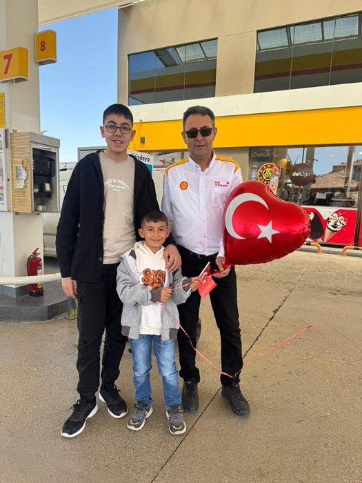 Karaman Çavpet Shell Akaryakıt İstasyonunda gelenek bozulmadı. 11