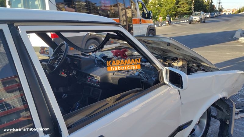 Karaman Alparslan Türkeş Bulvarı Üzeri Trafik Kazası 4
