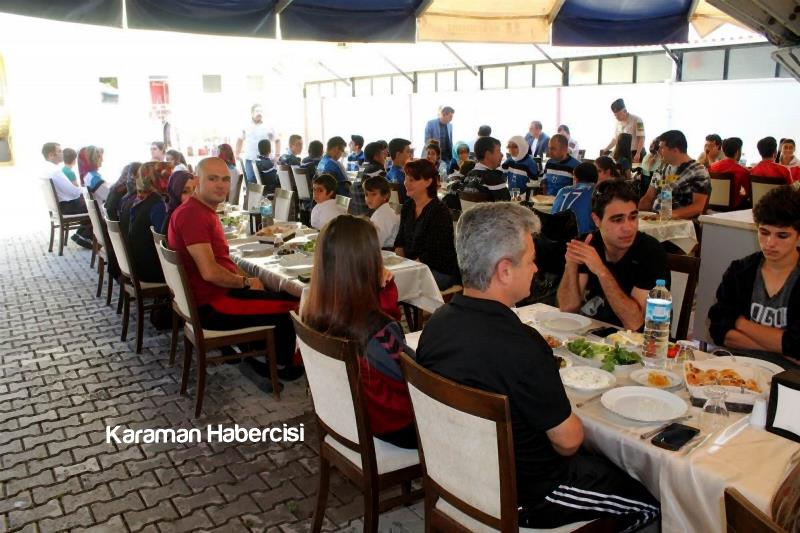 Başarılı Sporculara Plaketleri Verildi 1