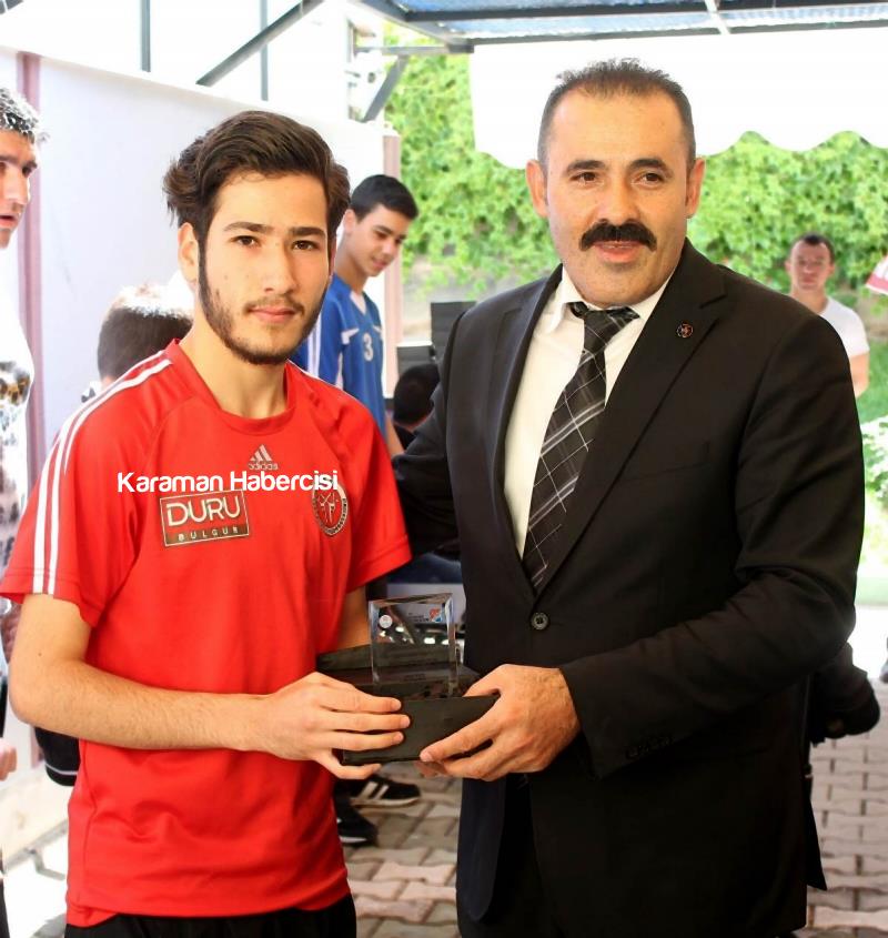 Başarılı Sporculara Plaketleri Verildi 2