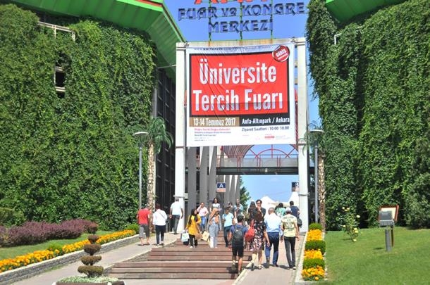 KMÜ, Üniversite Tanıtım Fuarına Katıldı 10