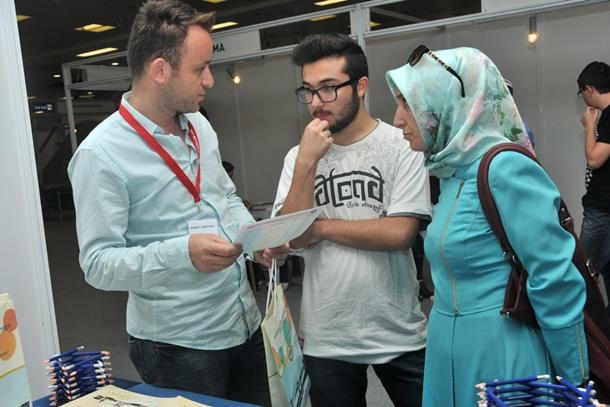 KMÜ, Üniversite Tanıtım Fuarına Katıldı 6