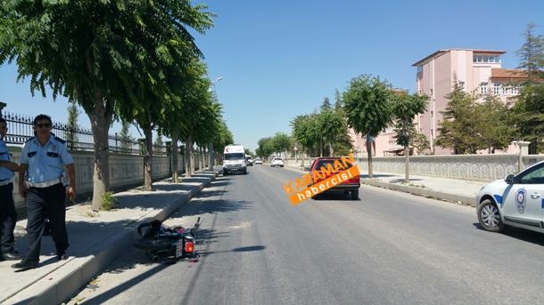 Çarptıkları Ambulansla Hastaneye Kaldırıldılar 3