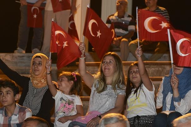 '15 Temmuz Bir Kurtuluş Harbidir' 16