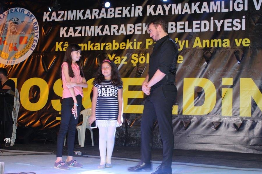 Kazımkarabekir’de Orhan Ölmez Sahne Aldı 20