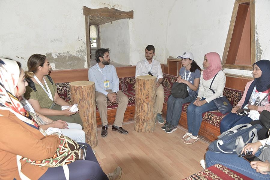 Yabancı Uyruklu Öğrenciler Karaman'ın Tarihini Keşfediyor 9