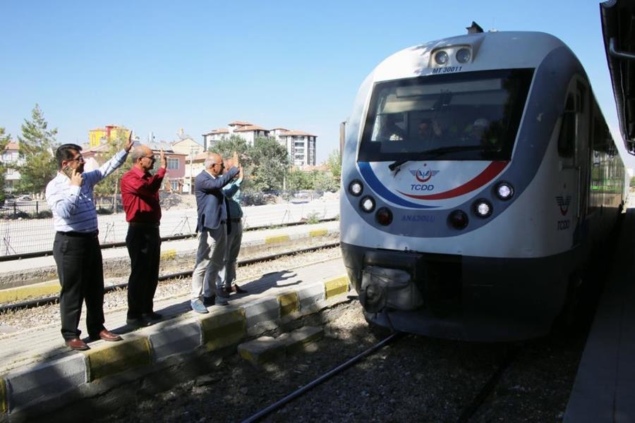 Konya-Karaman Hızlı Tren Hattında Çalışmalar Devam Ediyor 11