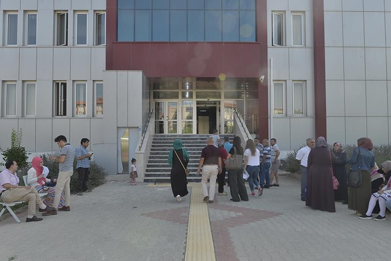 KMÜ'de Öğrenci Kayıtları Başladı 4