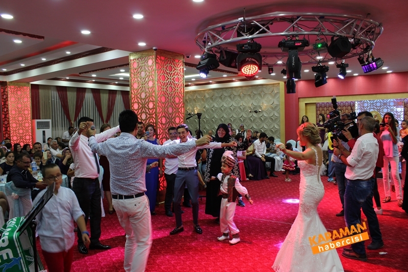 Başaranoğlu Ailesinin Mutlu Günü 18