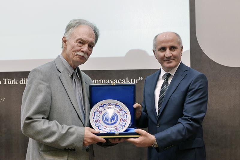 “Bilim ve Eğitim - Öğretim Dili Türkçe” Konulu Panel 16