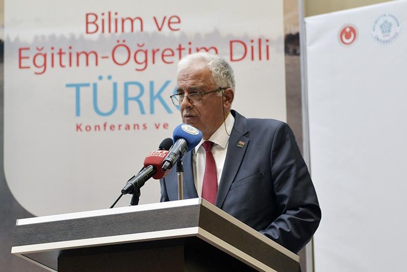 “Bilim ve Eğitim - Öğretim Dili Türkçe” Konulu Panel 8