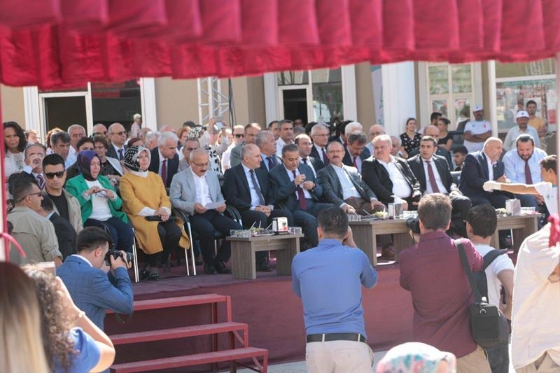 Kalkınma Bakanı Lütfi Elvan Ermenek'te 14