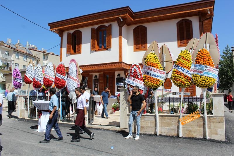 PNR Mimarlık Bürosu Dualarla Açıldı 10