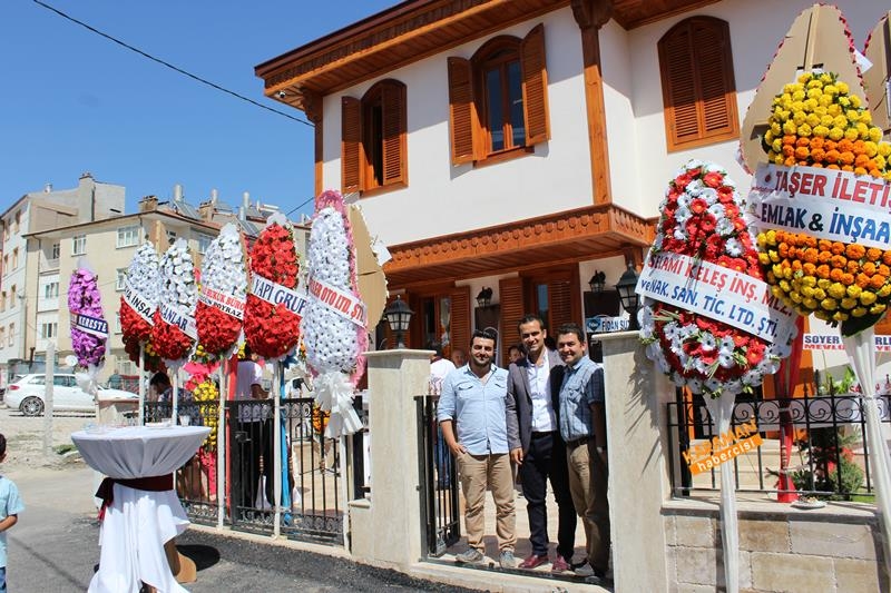 PNR Mimarlık Bürosu Dualarla Açıldı 23