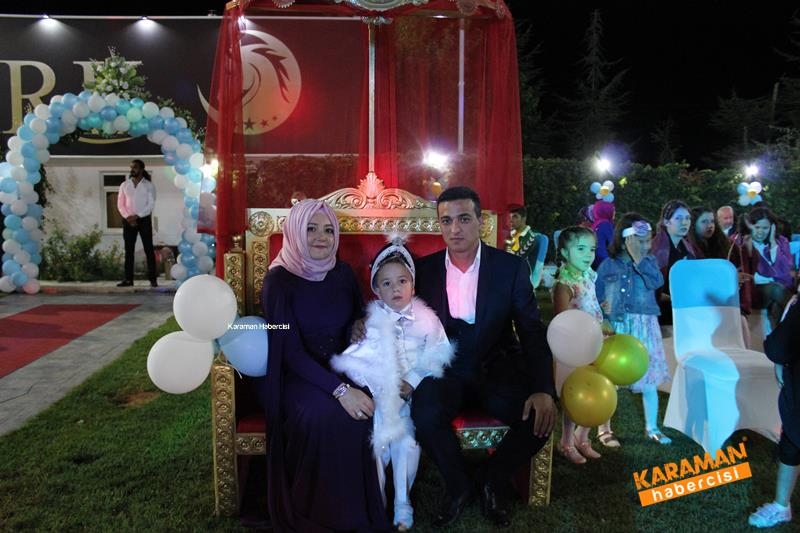 Kurt ve Sarı Ailesinin Torunlarıyla Özel Günü 13