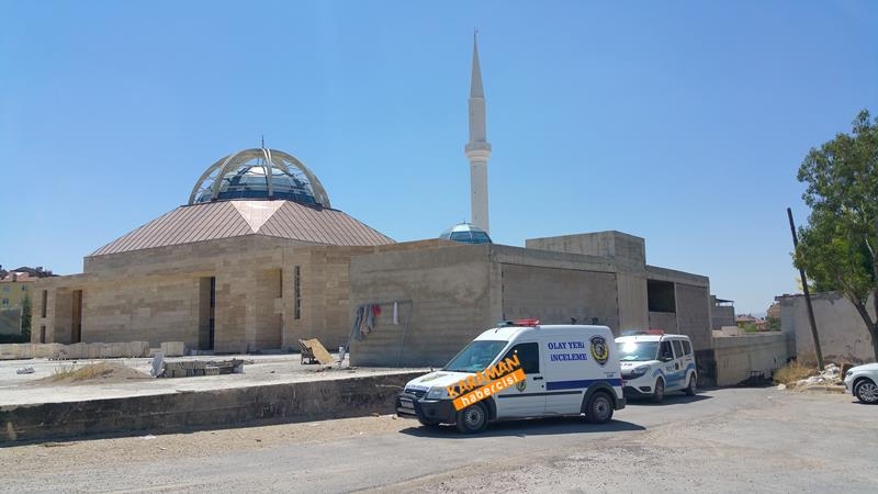 Ahmet Yesevi Camii İnşaattan Düşme 7