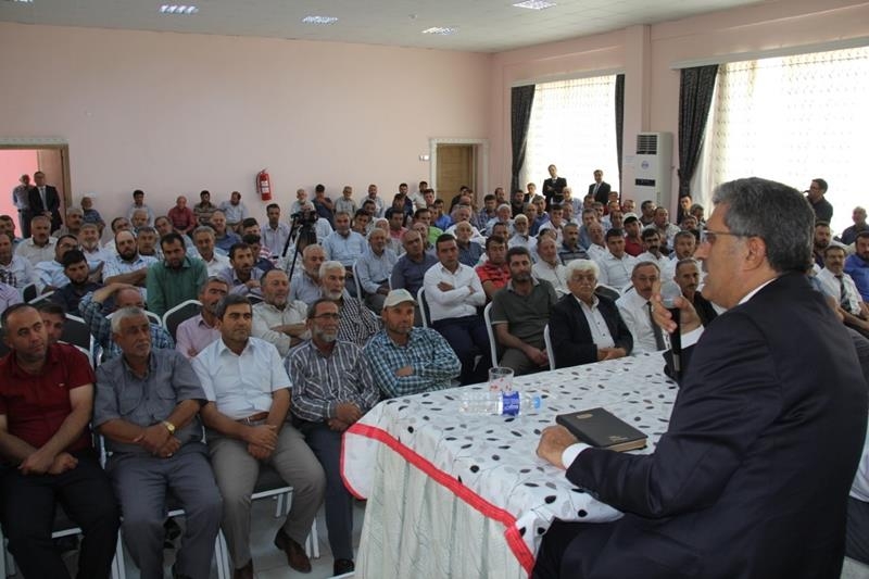 Recep Konuk Altınekin'de Çiftçilerle Buluştu 1