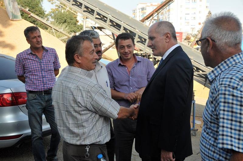 Karaman Valisi Fahri Meral, Buğday Pazarında Çalışmaları İnceledi 7