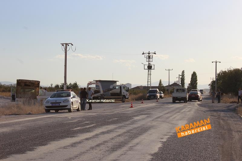 Karaman’da 2 Kamyon 1 Kamyonetli Trafik Kazası 6