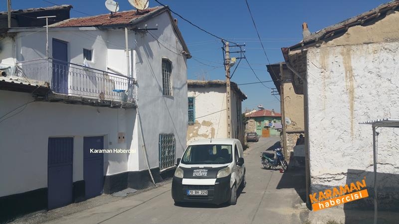 Karaman’ın Dar Sokaklarında Trafik Kazası 3