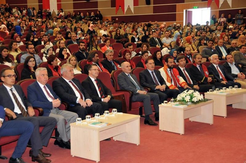 KMÜ 2017-2018 Akademik Yılı Düzenlenen Törenle Açıldı 5