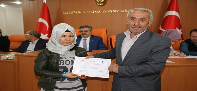Karaman'da Türkçe Öğrenen Mülteciler Sertifikalarını Aldı 6