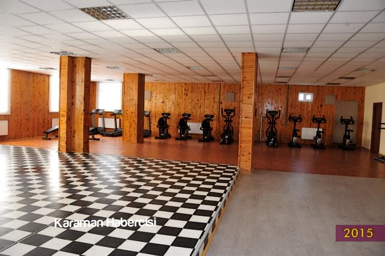 Bir Zamanlar Düğün Salonuydu 1