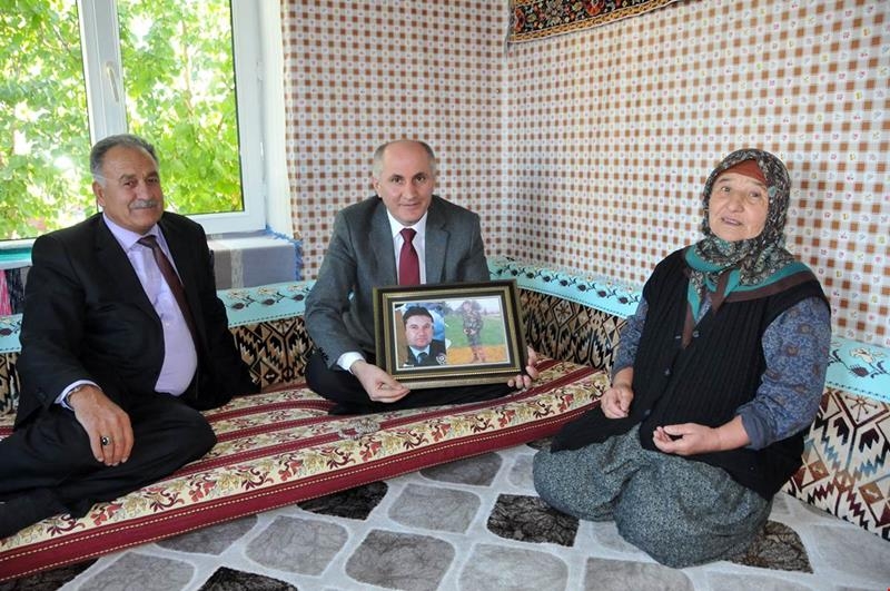 Vali Meral Sudurağı Beldesini Ziyaret etti 10