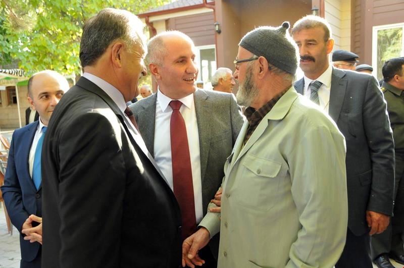 Vali Fahri Meral Sudurağı'nda Vatandaşlarla Bir Arayada 1