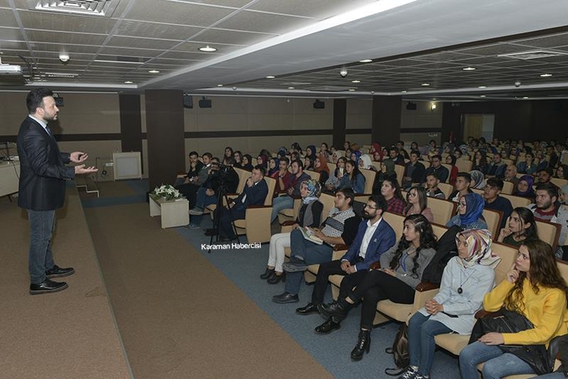 KMÜ'de Öğrencilere Staj ve Kariyer Semineri Verildi 9