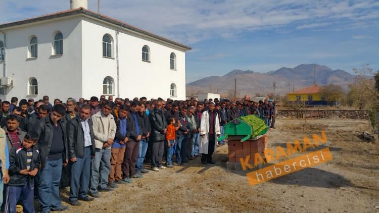 Karaman’da Kazada Vefat Eden Nazım Çiçek İslihisar’da Defnedildi 2