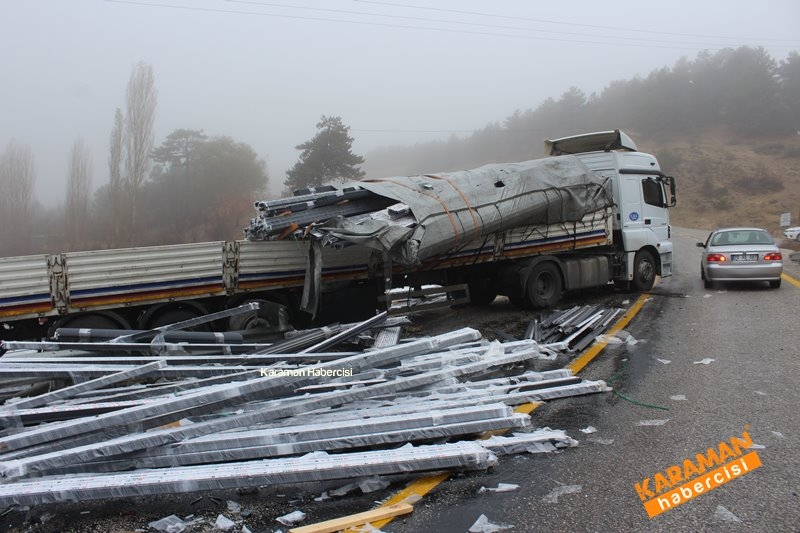 Karaman Mut Yolunda Tır Ters Döndü 14